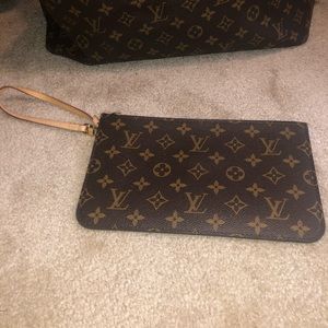 Authentic Louis Vuitton Neverfull GM pouch